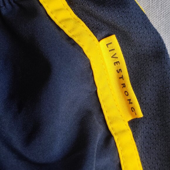LIVESTRONG Nike Tempo Dri-fit running shorts men's size M navy blue w yellow - Picture 9 of 15